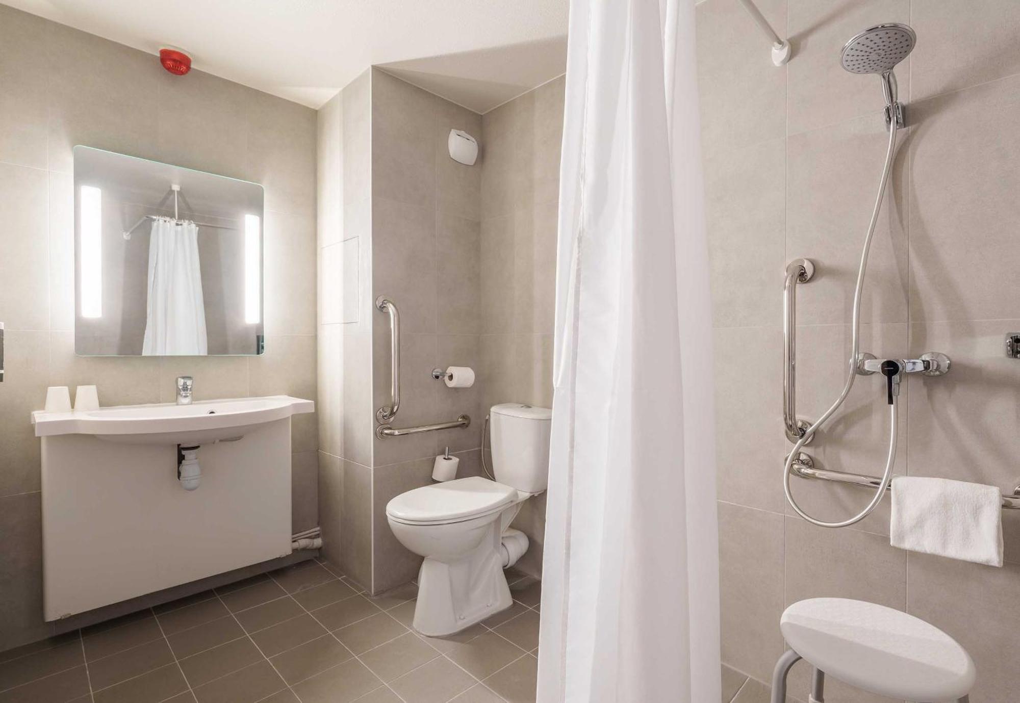 B&B Hotel Troyes Centre Esterno foto